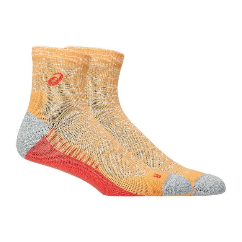 Chaussettes Asics Performance Run Quarter orange rouge